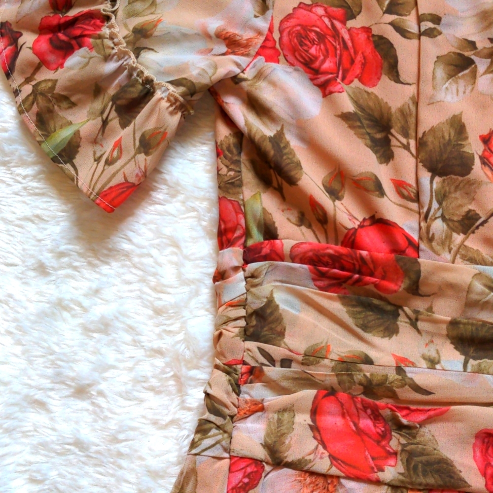 Dress - Picture 7 of 7